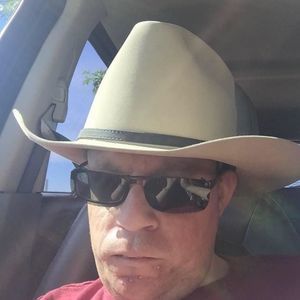 Meet your Posher, Cody